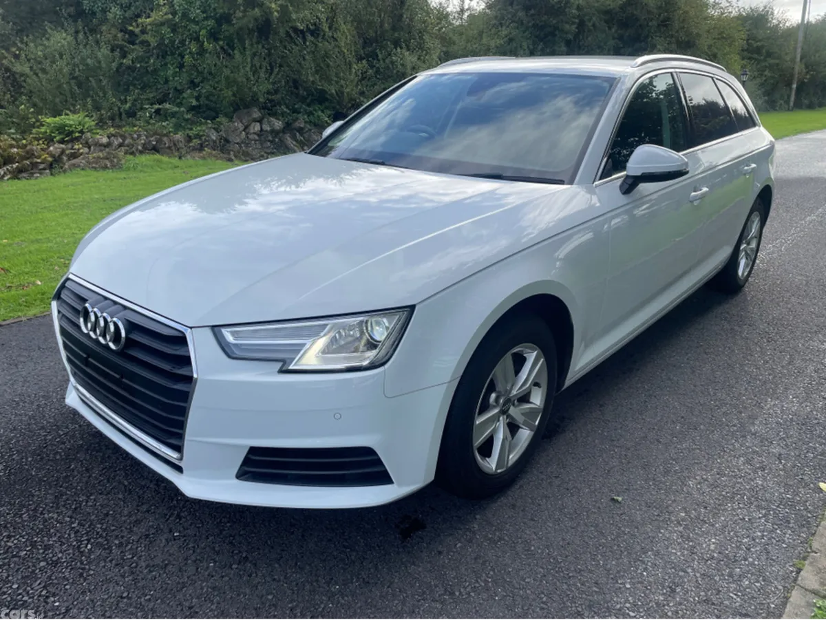 Audi A4 Estate, Petrol, 2017, White