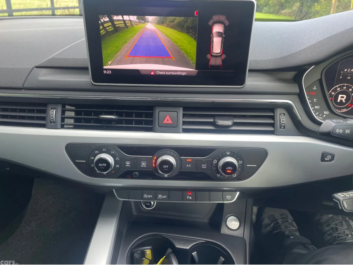 Audi A4 Estate, Petrol, 2017, White