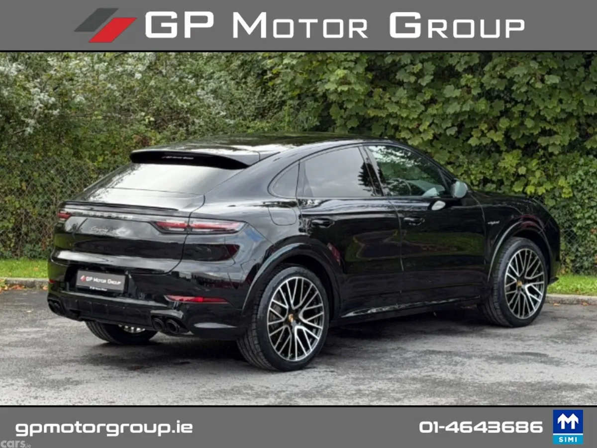 Porsche Cayenne Coupe, Petrol Plug-in Hybrid, 2022, Black