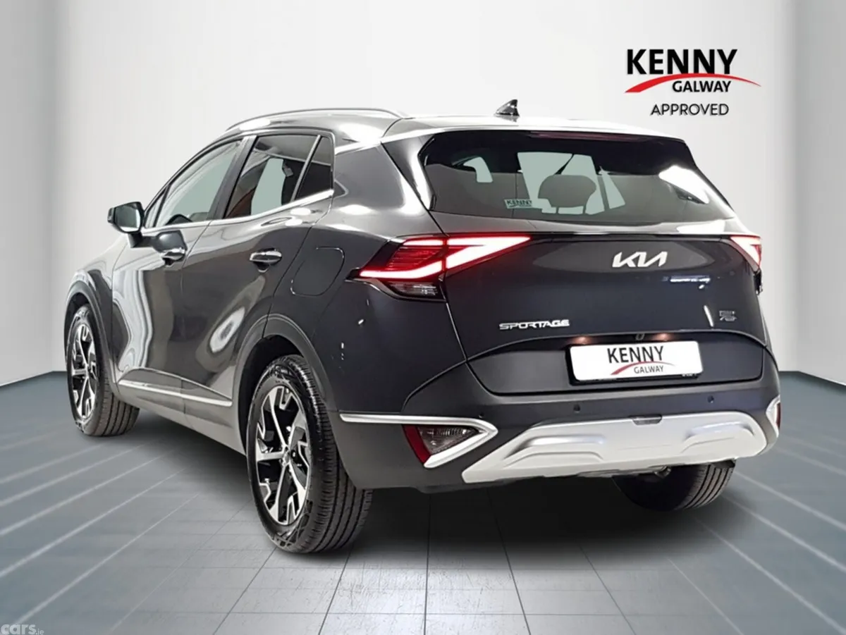 Kia Sportage MPV, Diesel, 2024, Grey