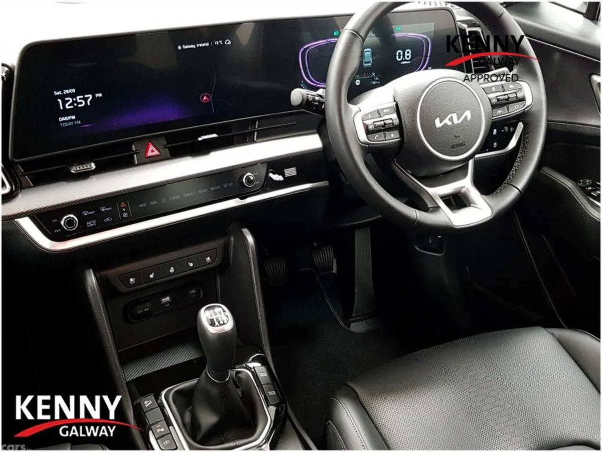 Kia Sportage MPV, Diesel, 2024, Grey