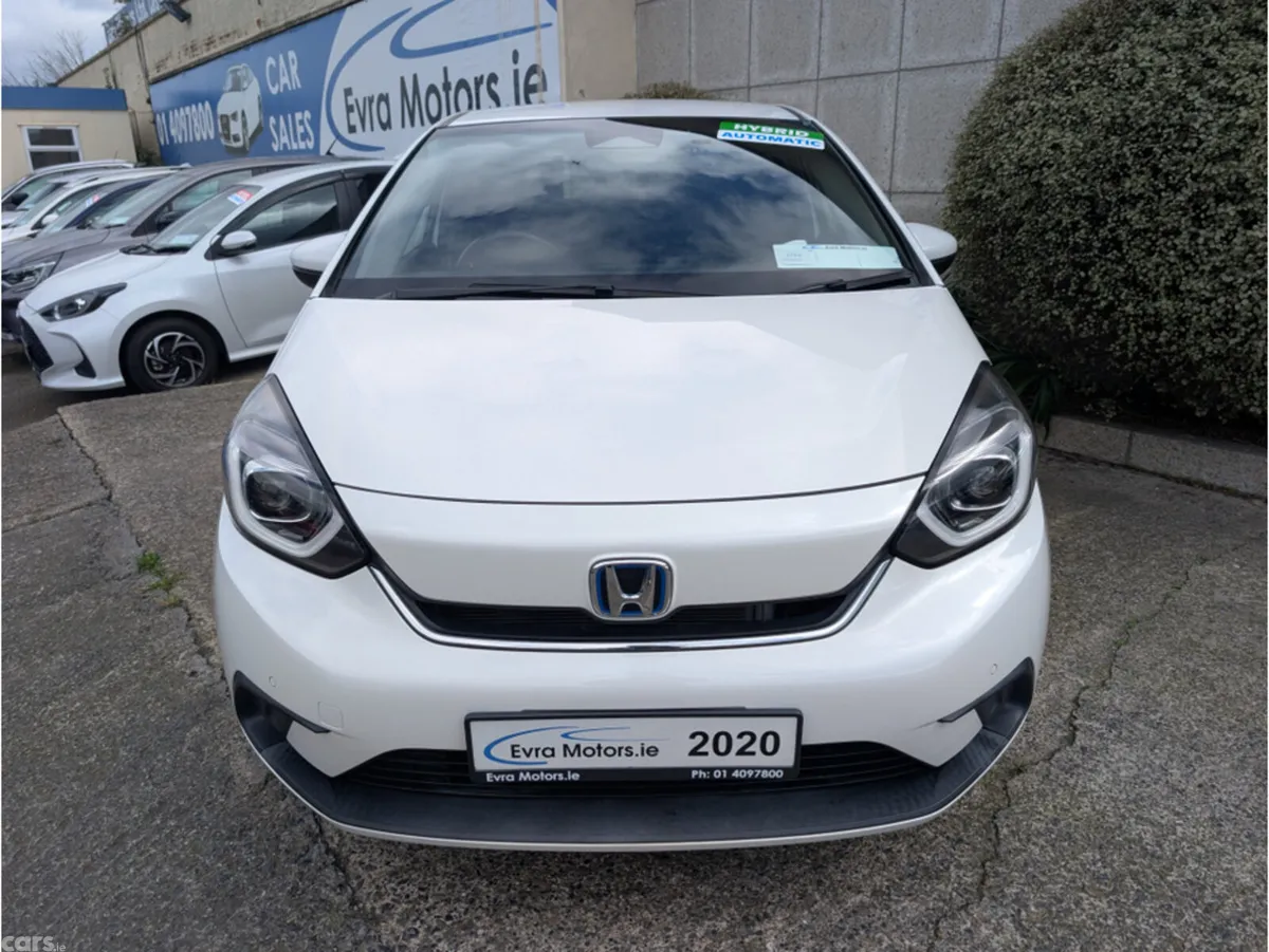 Honda Fit Hatchback, Petrol Hybrid, 2020, White