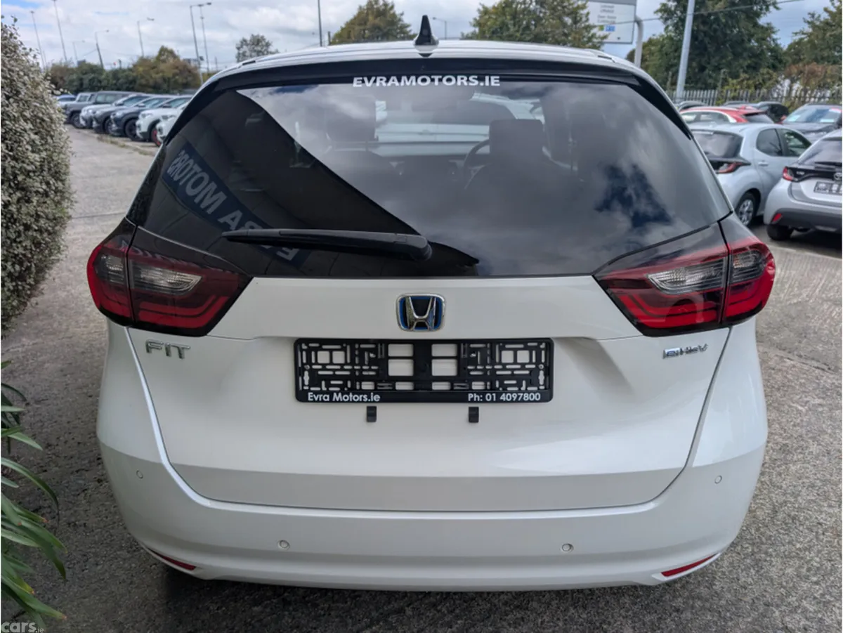 Honda Fit Hatchback, Petrol Hybrid, 2020, White