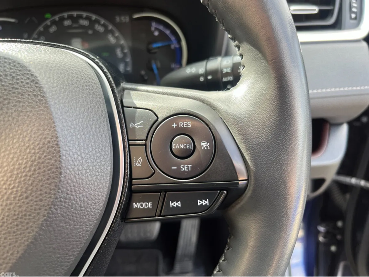 Toyota RAV4 SUV, Petrol Hybrid, 2020, Blue