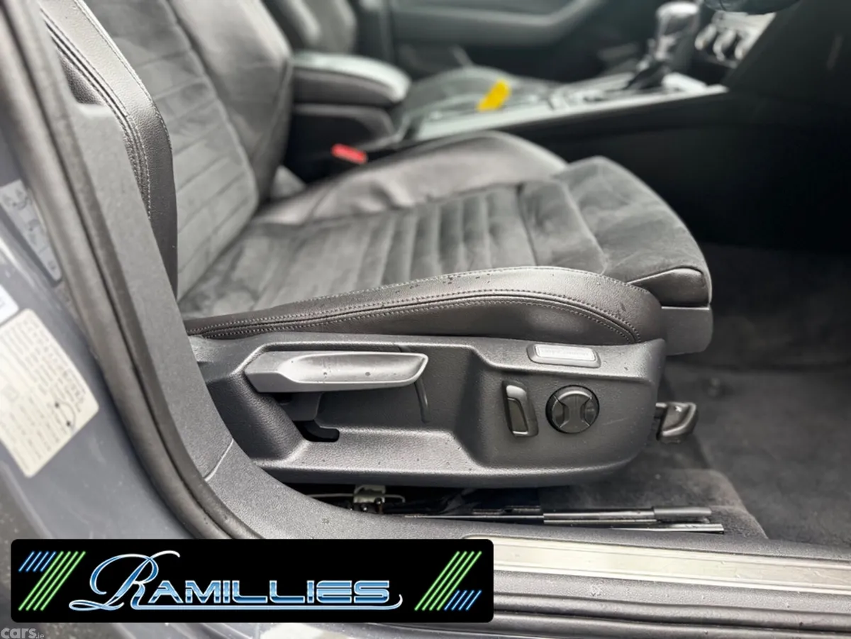 Volkswagen Passat Saloon, Petrol Plug-in Hybrid, 2017, Grey