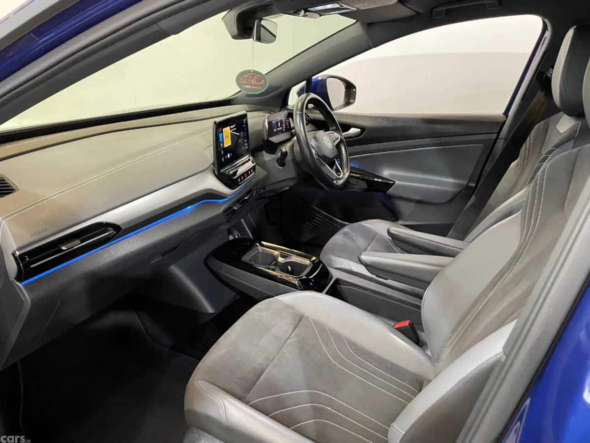 Volkswagen ID.4 Estate, Electric, 2023, Blue