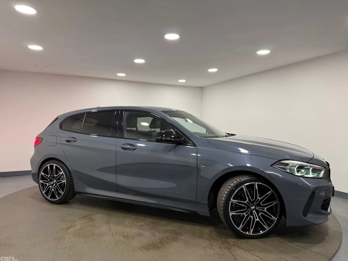 BMW 1-Series Hatchback, Diesel, 2022, Grey