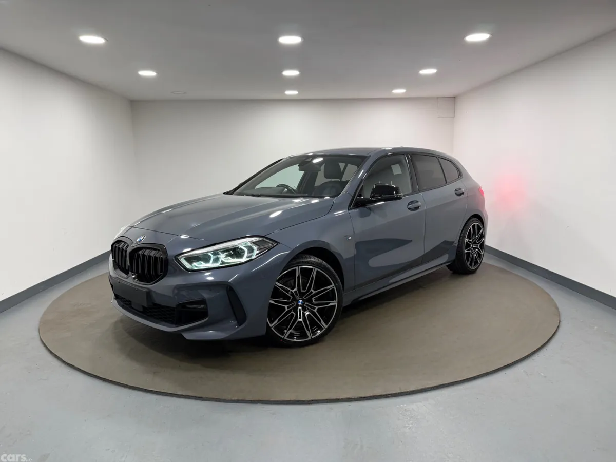 BMW 1-Series Hatchback, Diesel, 2022, Grey