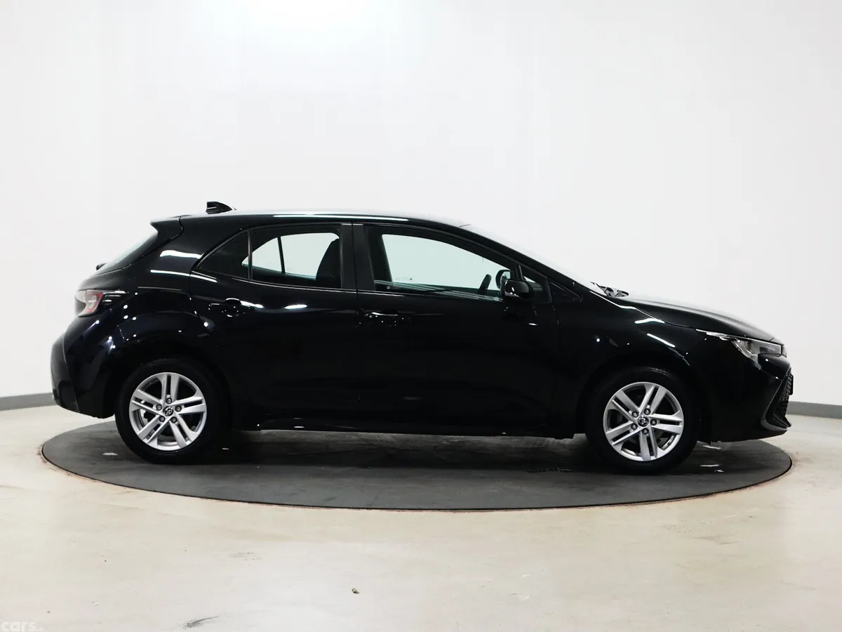 Toyota Corolla Hatchback, Petrol Hybrid, 2022, Black