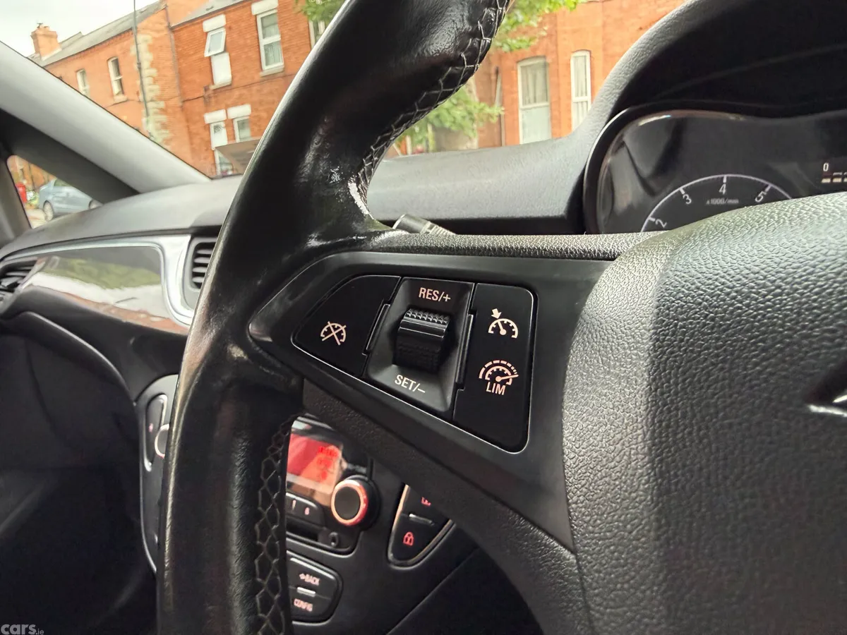 Opel Corsa Hatchback, Petrol, 2017, Grey