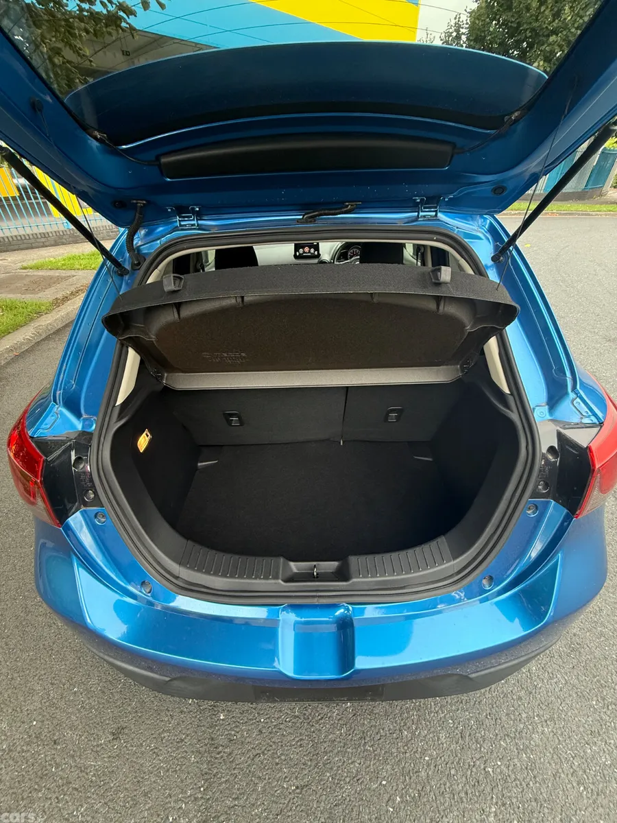 Mazda Demio Hatchback, Petrol, 2017, Blue