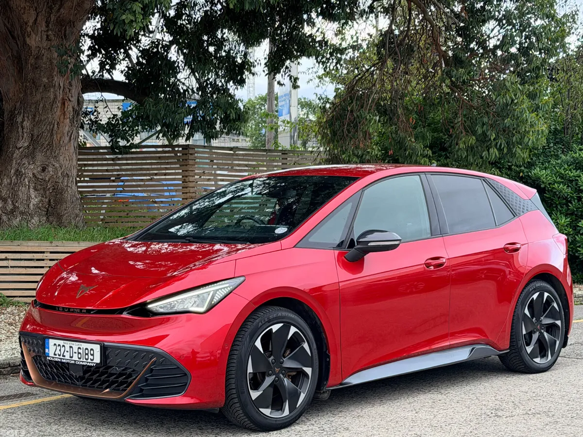Cupra Born Estate, Electric, 2023, Red