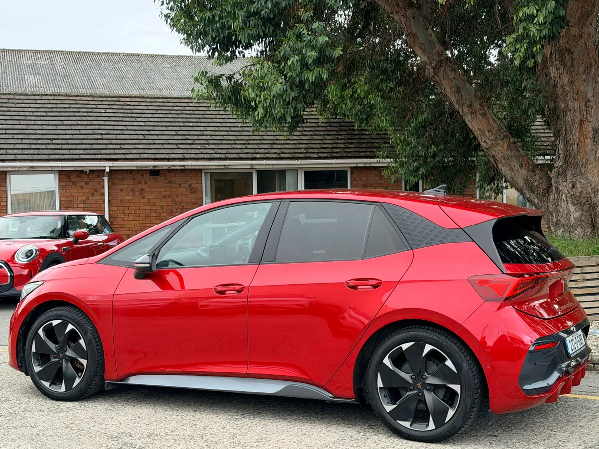 Cupra Born Estate, Electric, 2023, Red