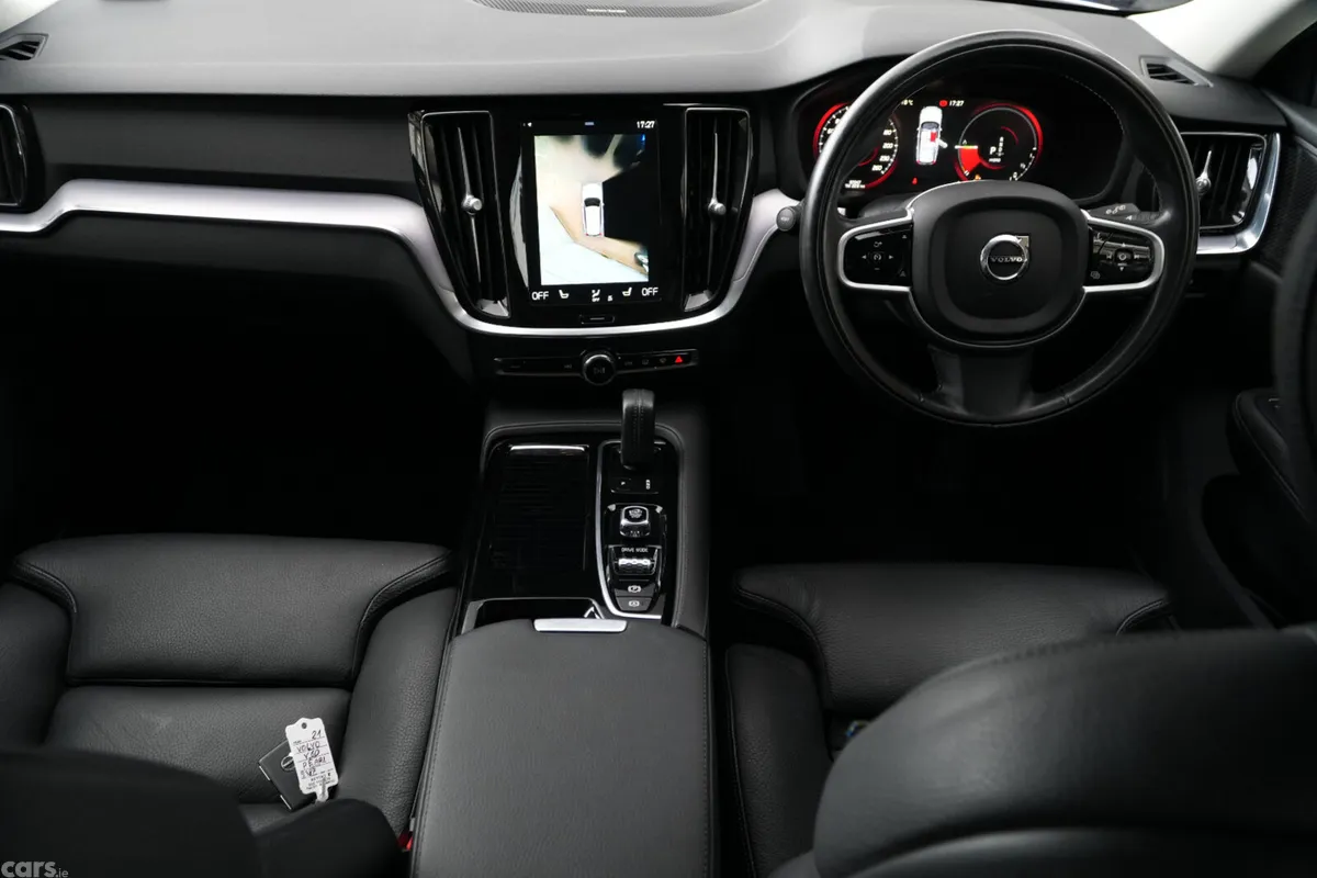 Volvo V60 Estate, Petrol Plug-in Hybrid, 2021, White