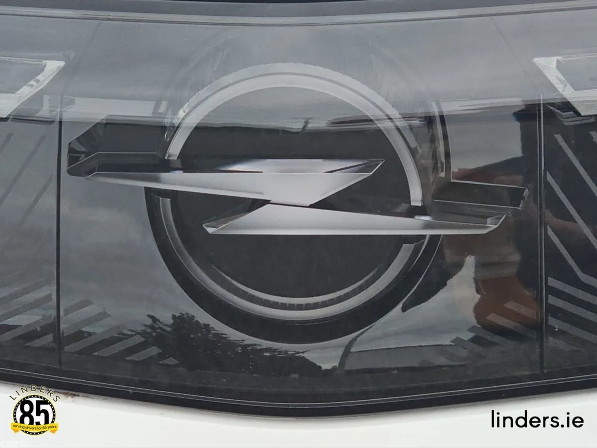 Opel Grandland SUV, Petrol Hybrid, 2026, White