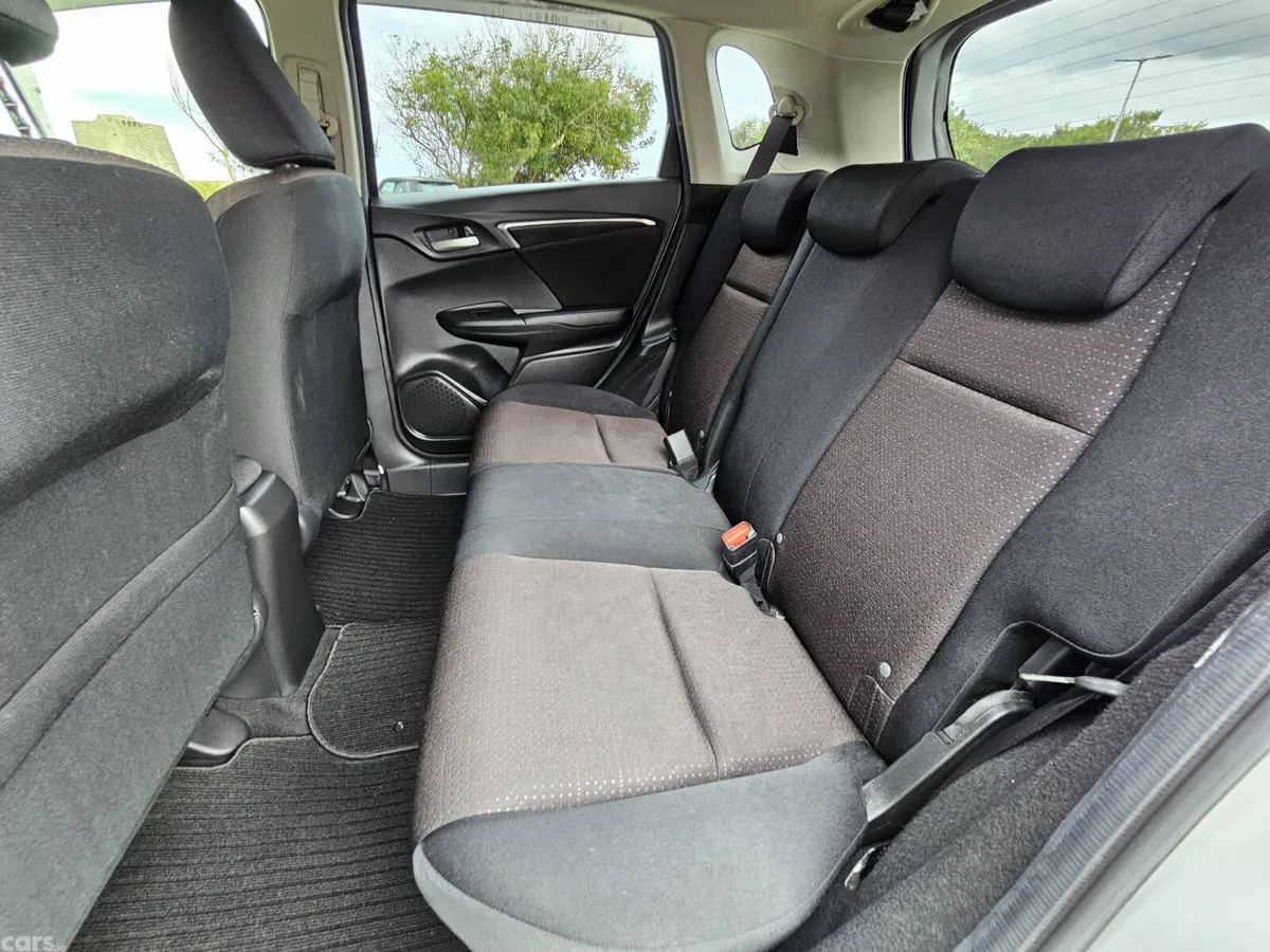 Honda Fit Hatchback, Petrol Hybrid, 2014, Silver