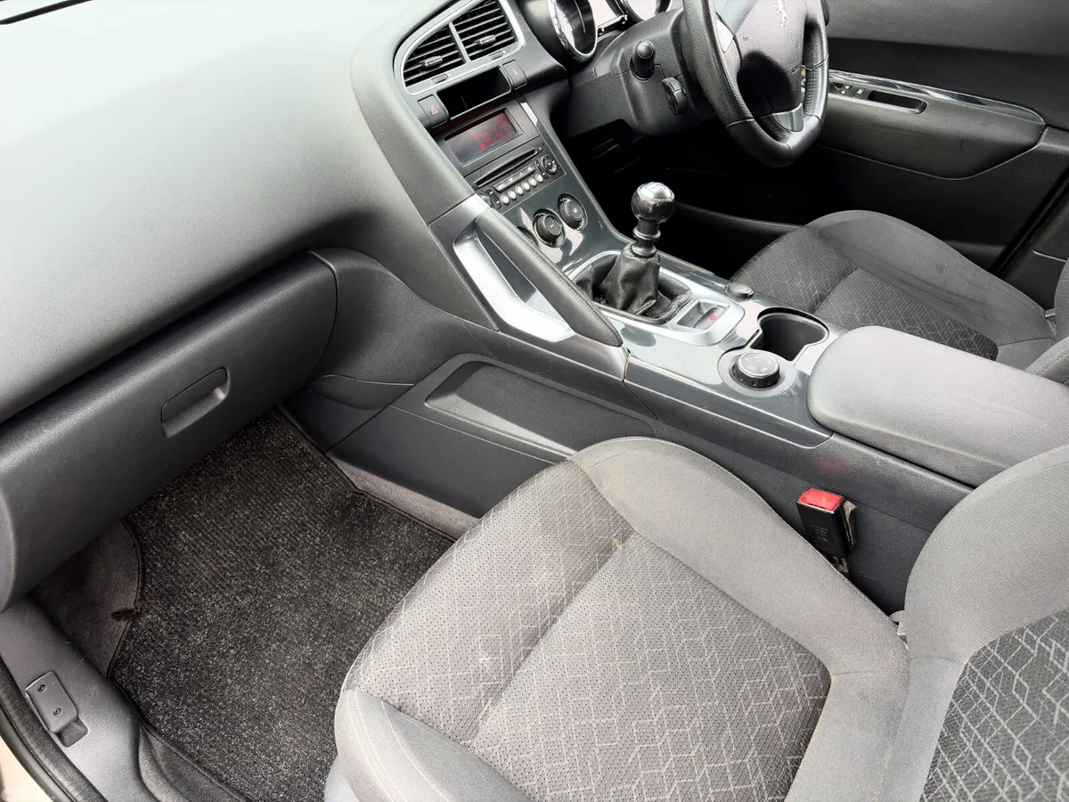 Peugeot 3008 SUV, Diesel, 2015, Grey