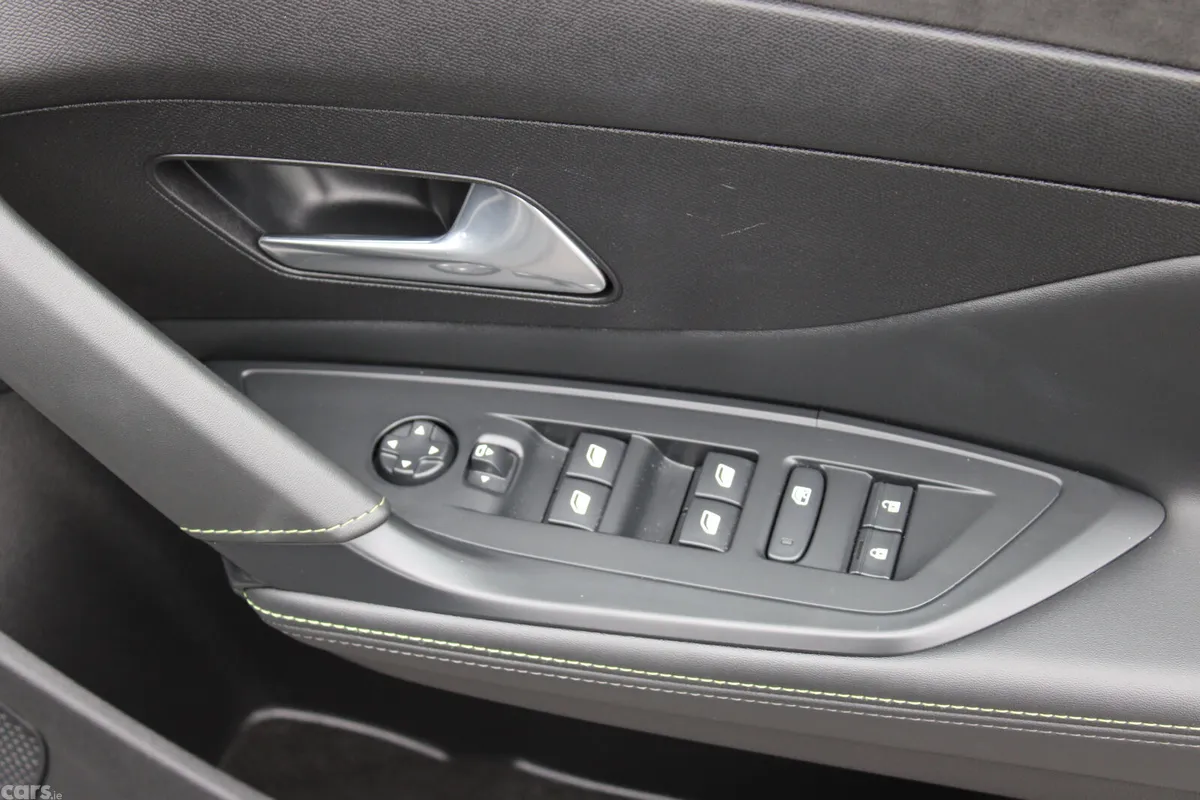 Peugeot 308 Estate, Diesel, 2024, Grey