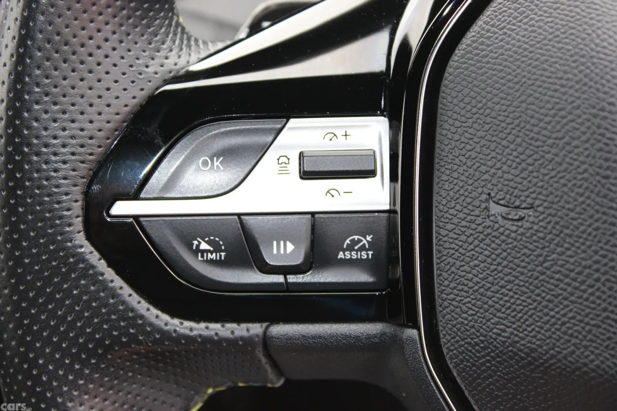 Peugeot 308 Estate, Diesel, 2024, Grey