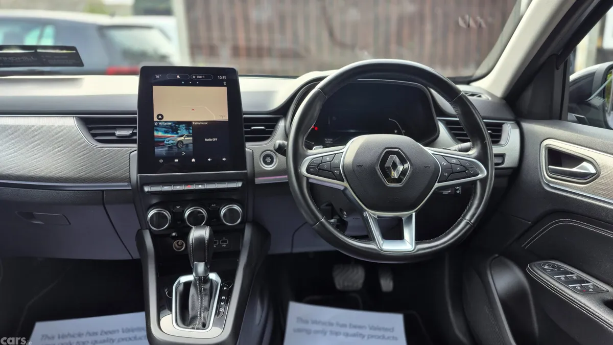 Renault Arkana Saloon, Diesel, 2021, Red