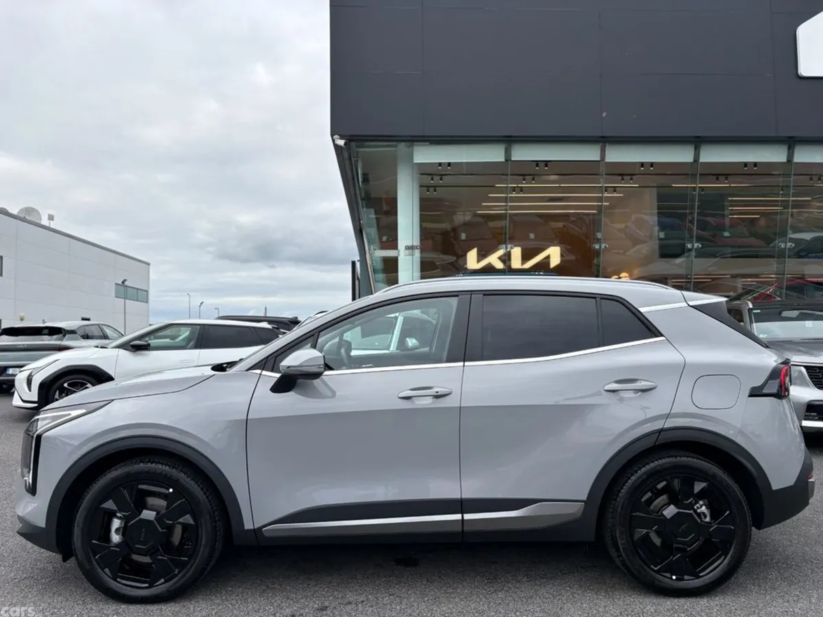 Kia Sportage SUV, Petrol Plug-in Hybrid, 2026, Grey