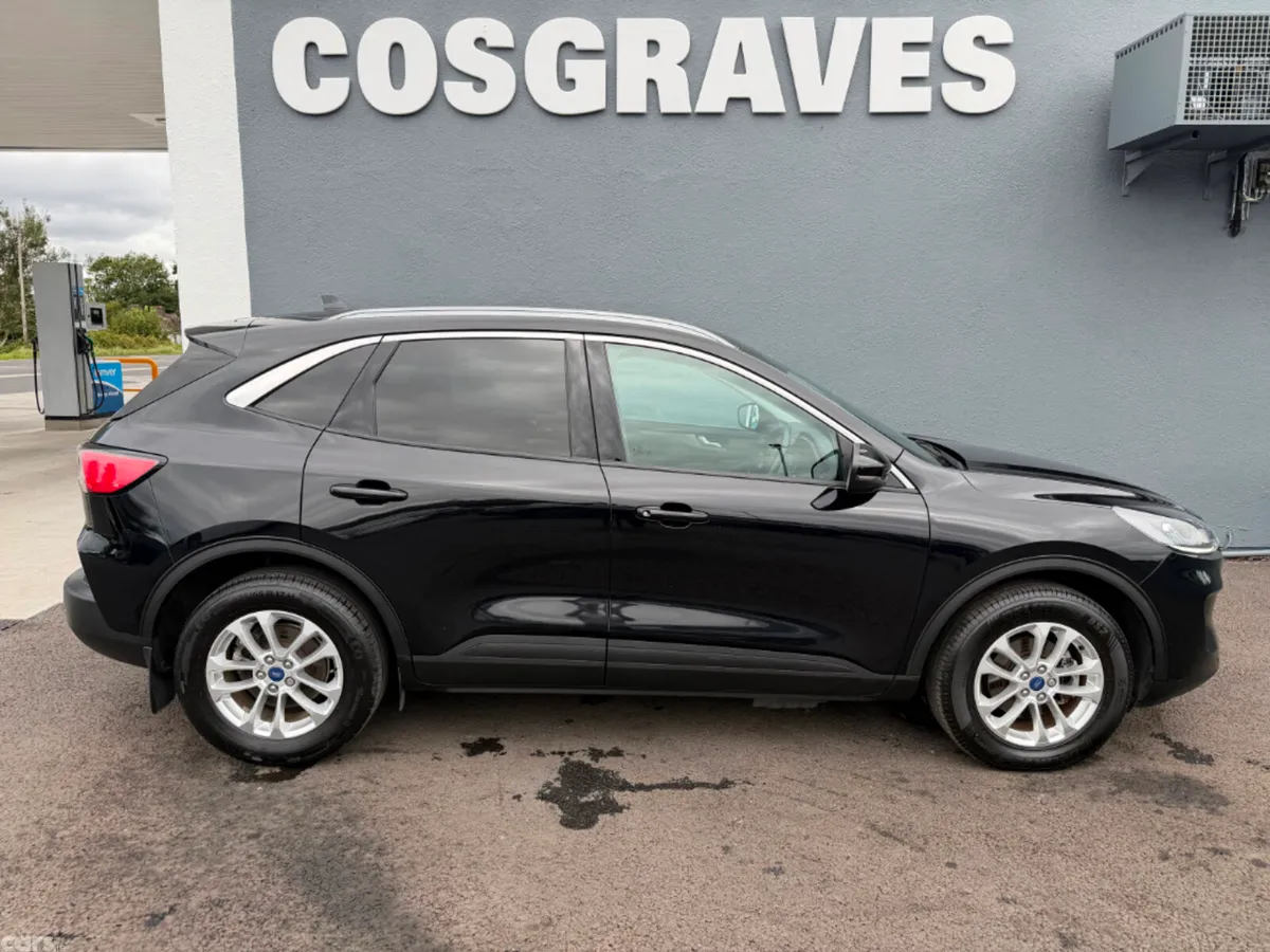 Ford Kuga MPV, Petrol, 2023, Black