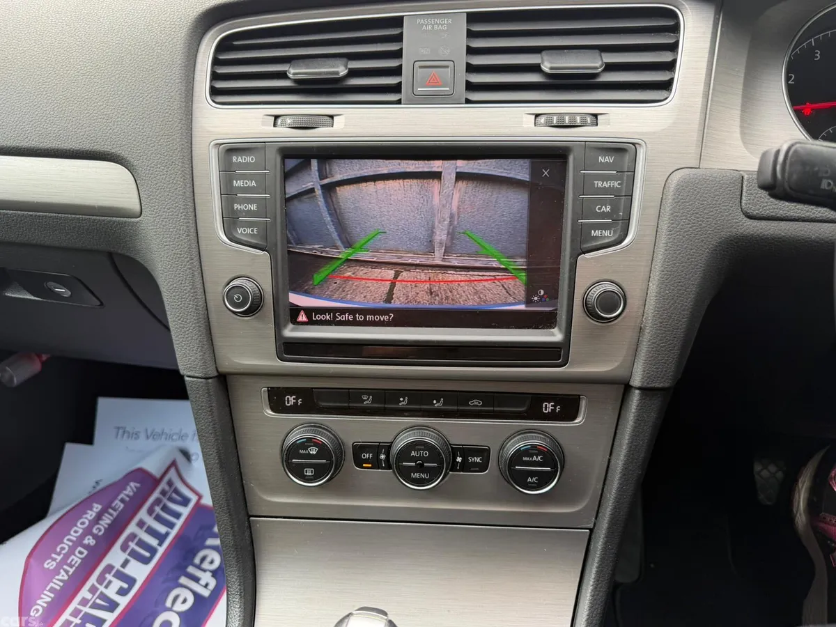 Volkswagen Golf Hatchback, Petrol, 2015, Silver