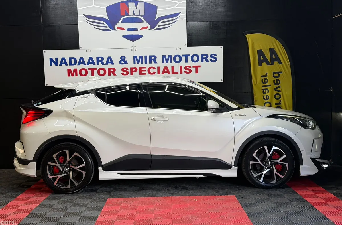 Toyota C-HR Hatchback, Petrol Hybrid, 2019, White