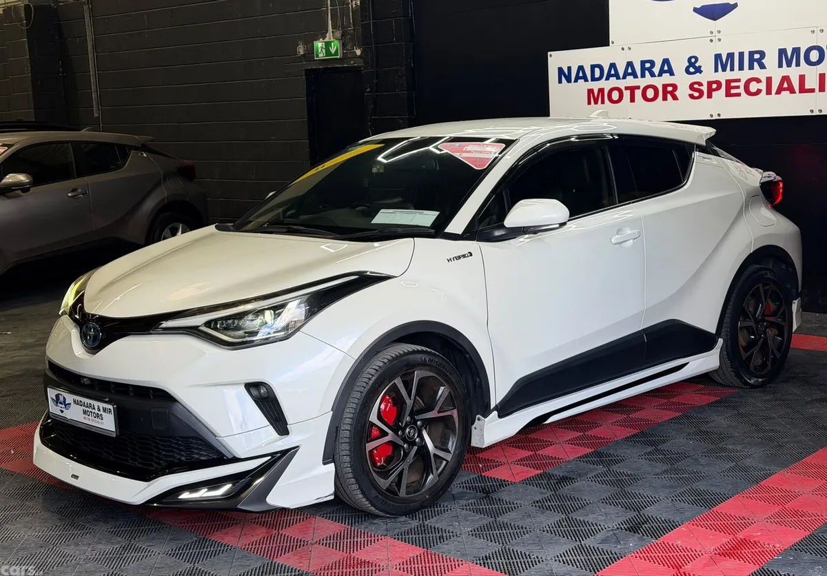 Toyota C-HR Hatchback, Petrol Hybrid, 2019, White