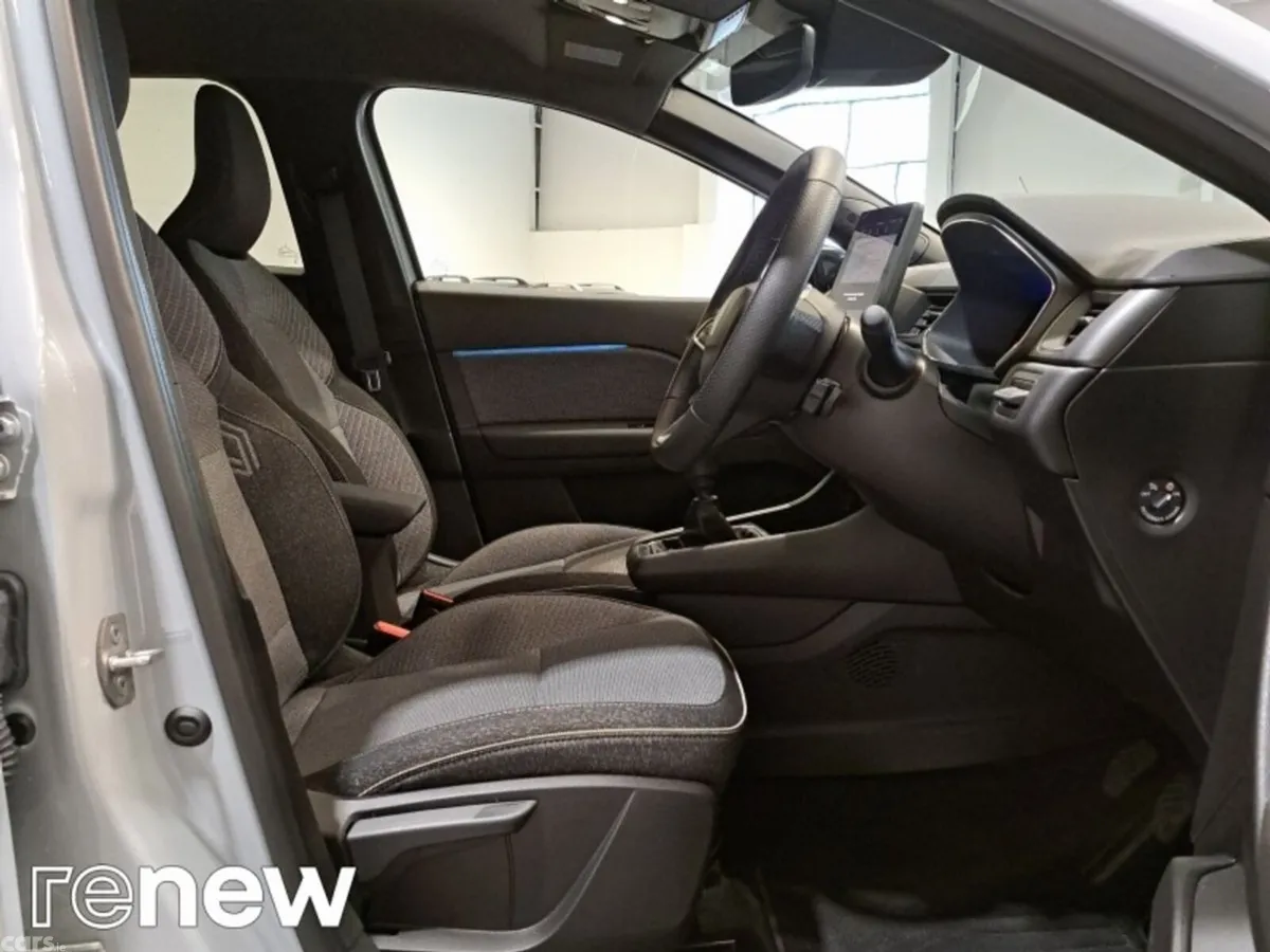 Renault Symbioz Hatchback, Petrol, 2026, Grey