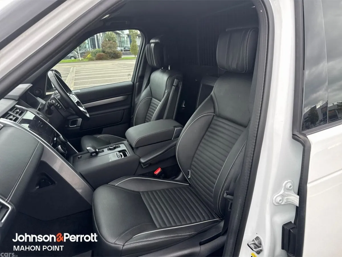 Land Rover Discovery SUV, Diesel, 2024, White