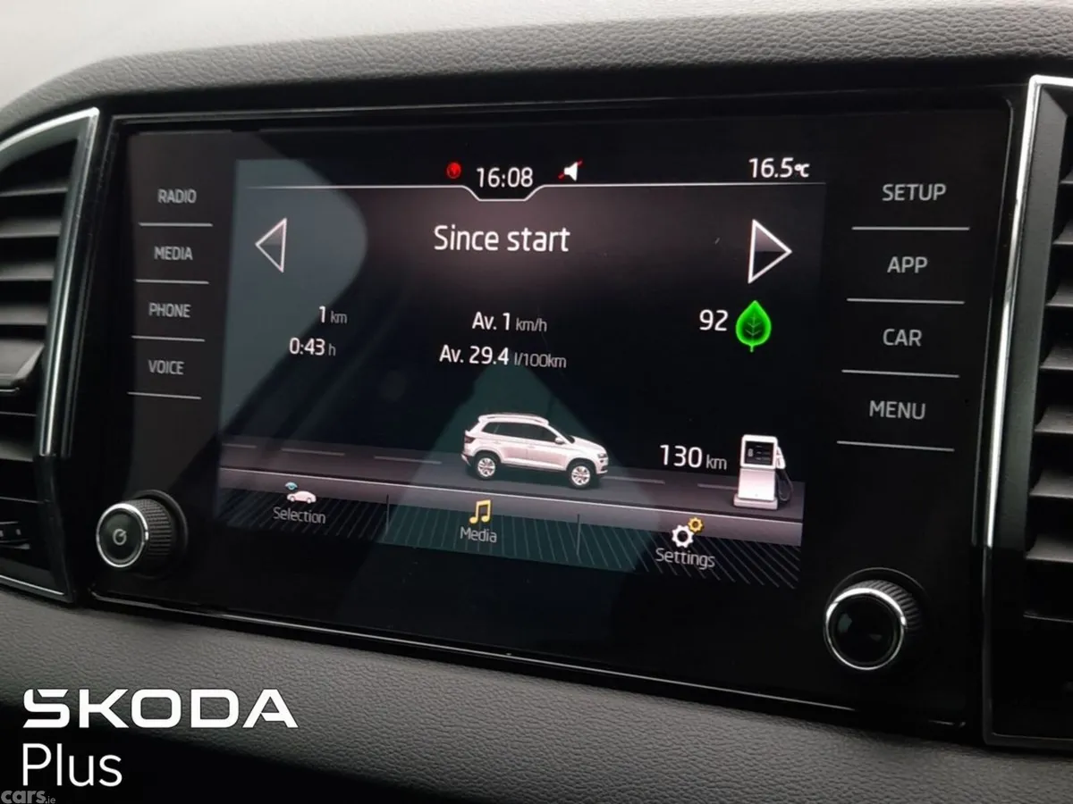 Skoda Karoq SUV, Diesel, 2019, Silver