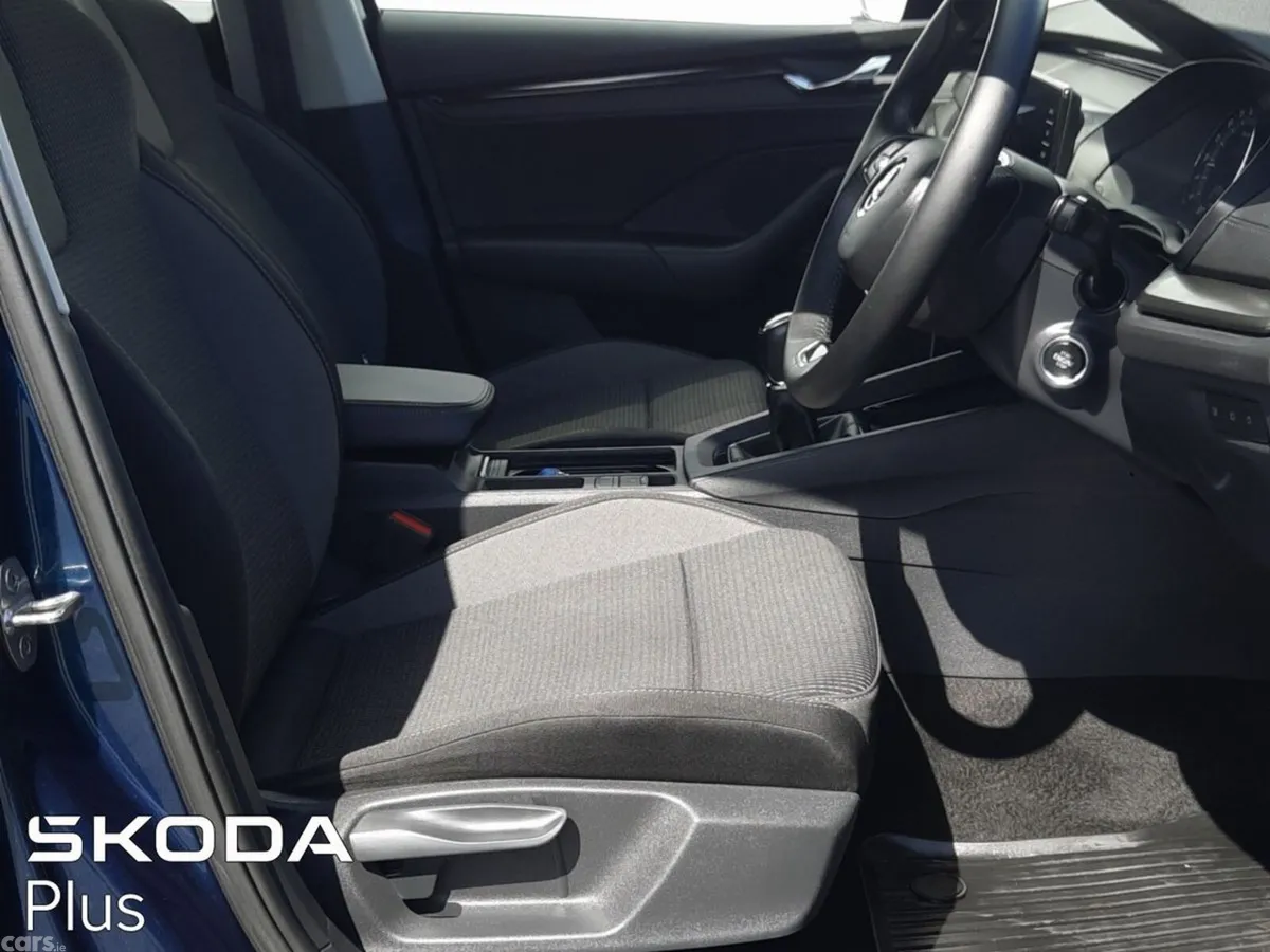 Skoda Octavia Estate, Diesel, 2024, Blue
