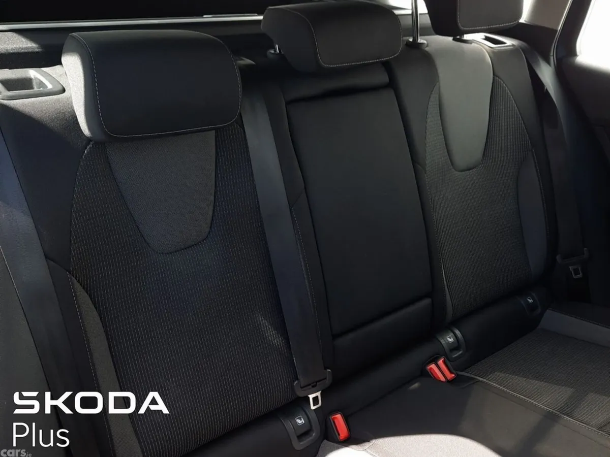 Skoda Octavia Estate, Diesel, 2024, Blue