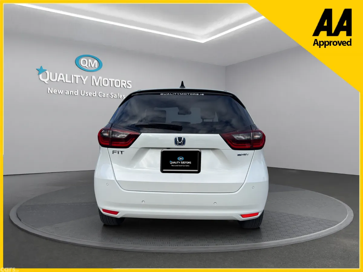 Honda Fit Hatchback, Petrol Hybrid, 2021, White