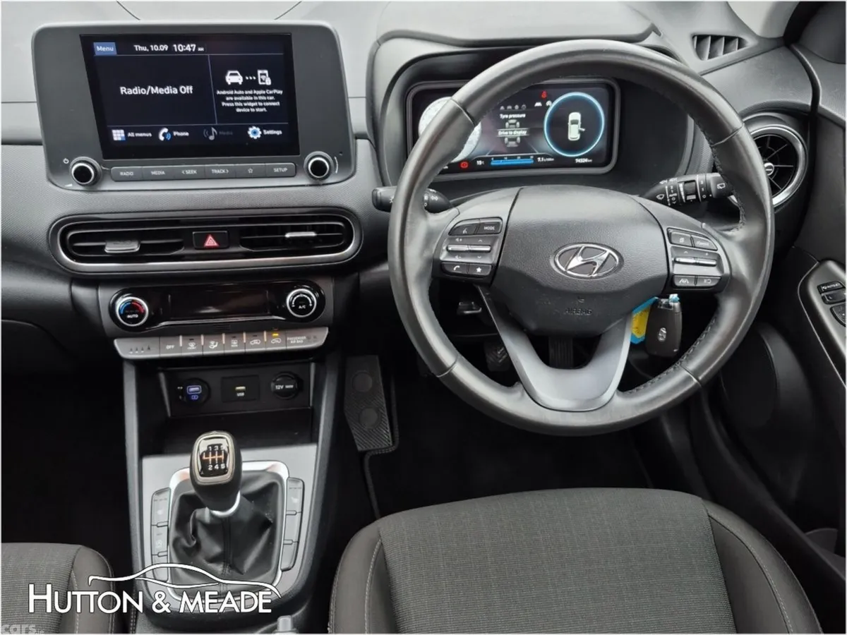 Hyundai KONA SUV, Petrol, 2021, Grey