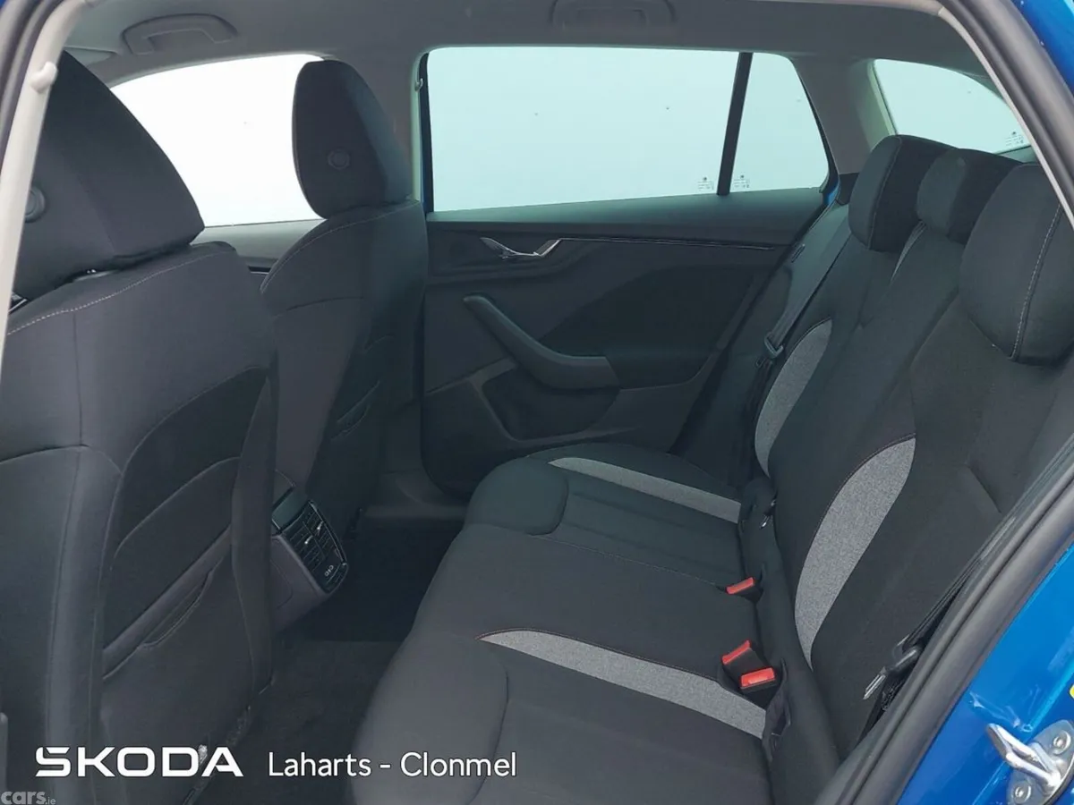 Skoda Scala Hatchback, Petrol, 2026, Blue