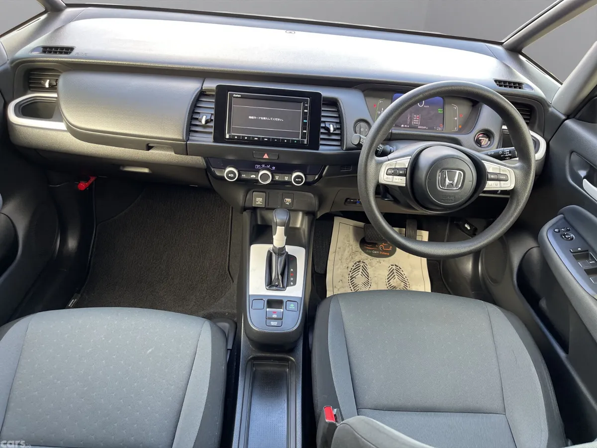 Honda Fit Hatchback, Petrol Hybrid, 2021, White