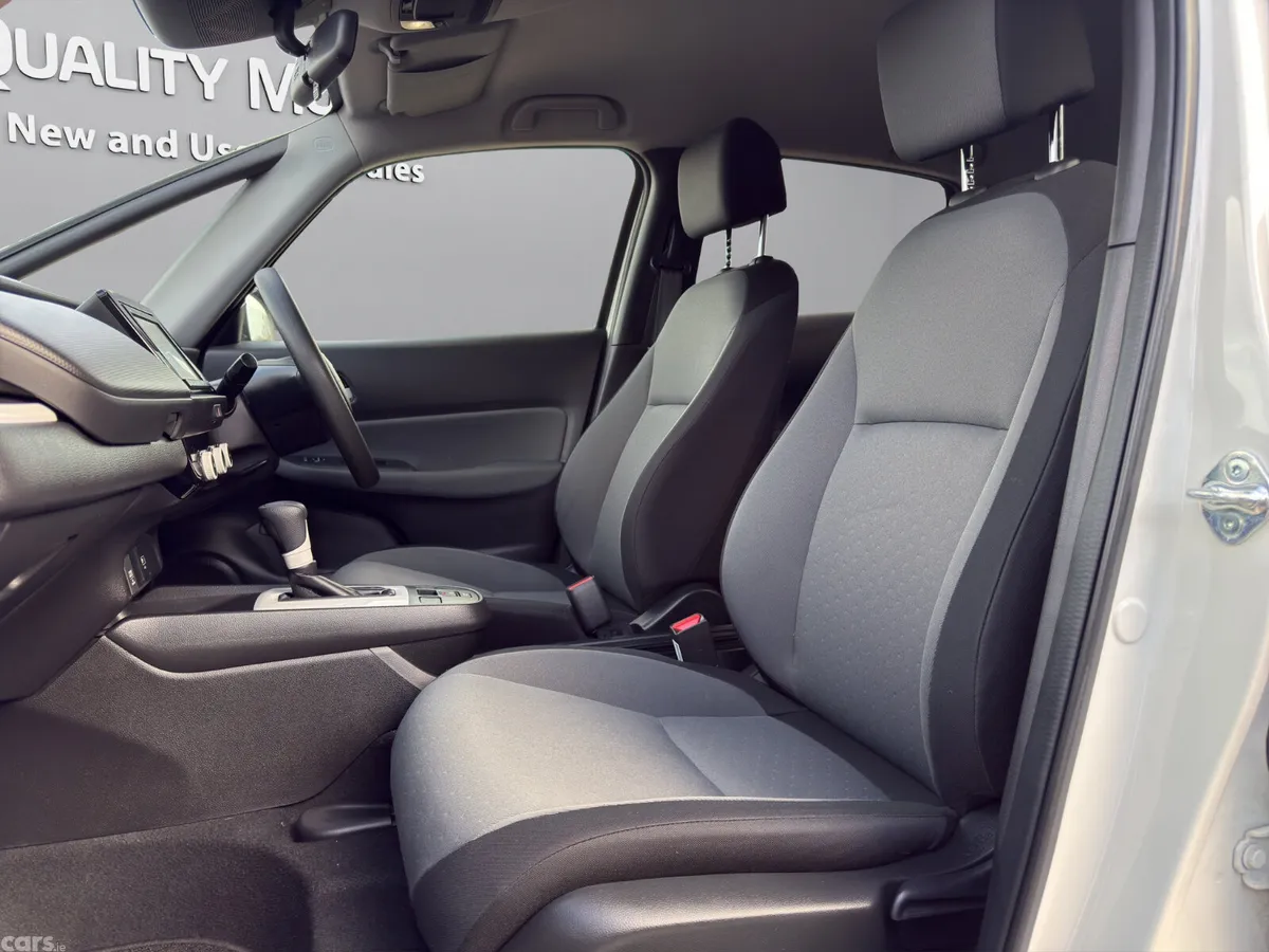 Honda Fit Hatchback, Petrol Hybrid, 2021, White