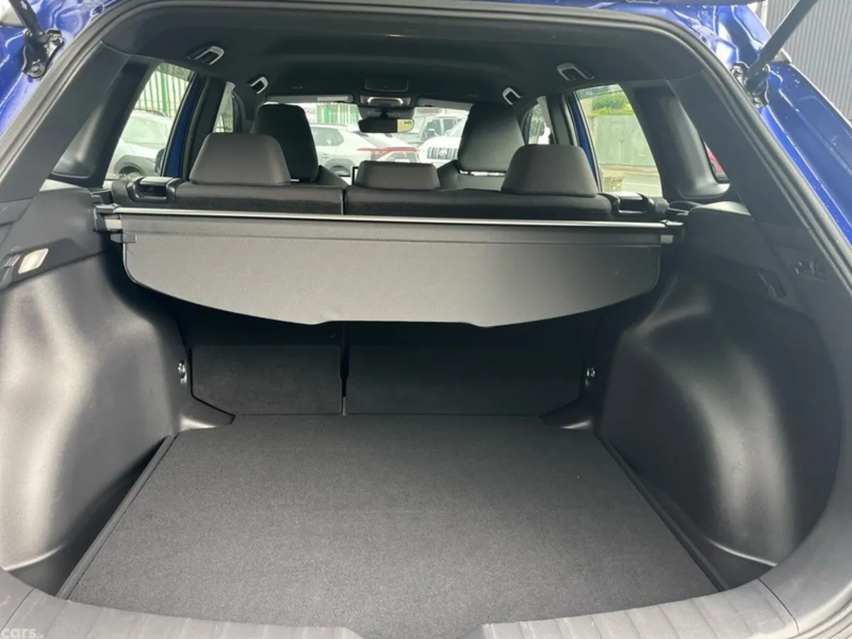 Toyota Corolla Cross SUV, Petrol Hybrid, 2024, Blue