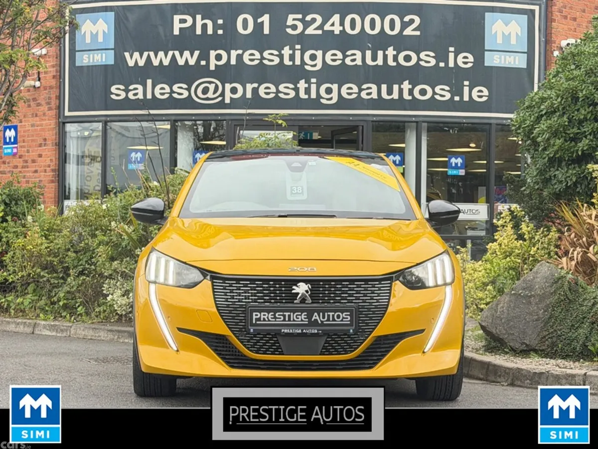 Peugeot 208 Hatchback, Petrol, 2020, Yellow