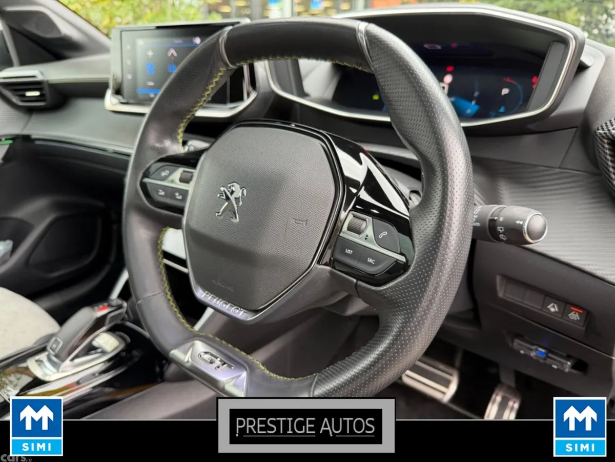 Peugeot 208 Hatchback, Petrol, 2020, Yellow