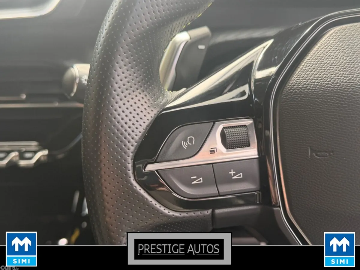 Peugeot 208 Hatchback, Petrol, 2021, Blue