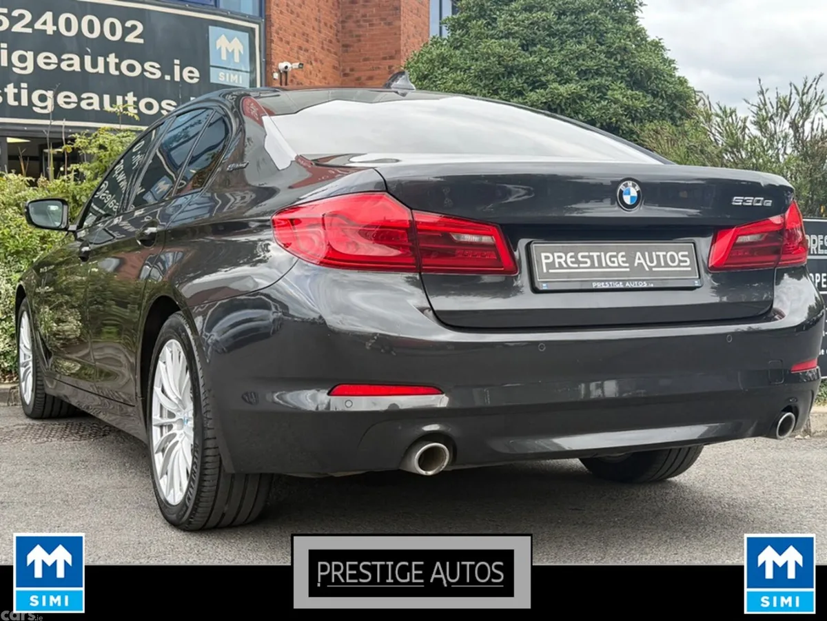 BMW 5-Series Saloon, Petrol Plug-in Hybrid, 2019, Grey