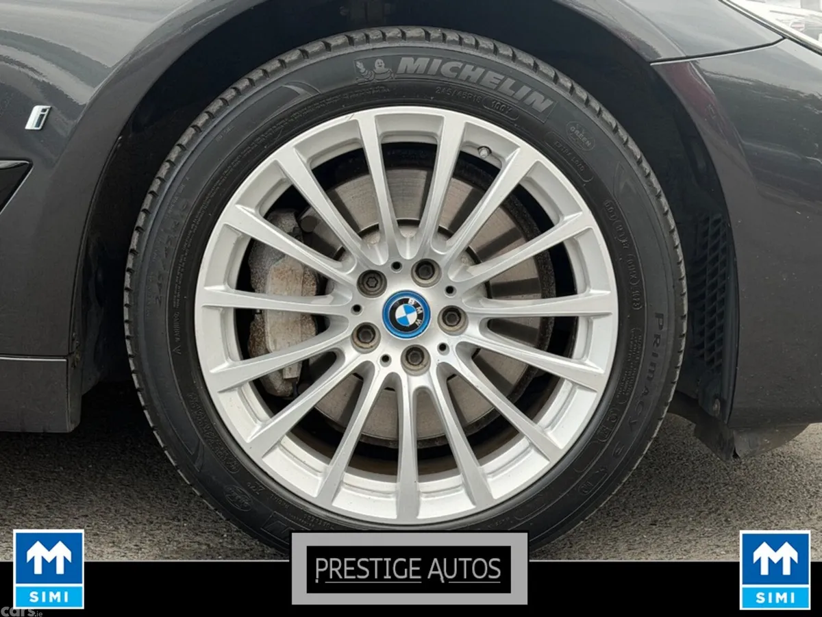 BMW 5-Series Saloon, Petrol Plug-in Hybrid, 2019, Grey
