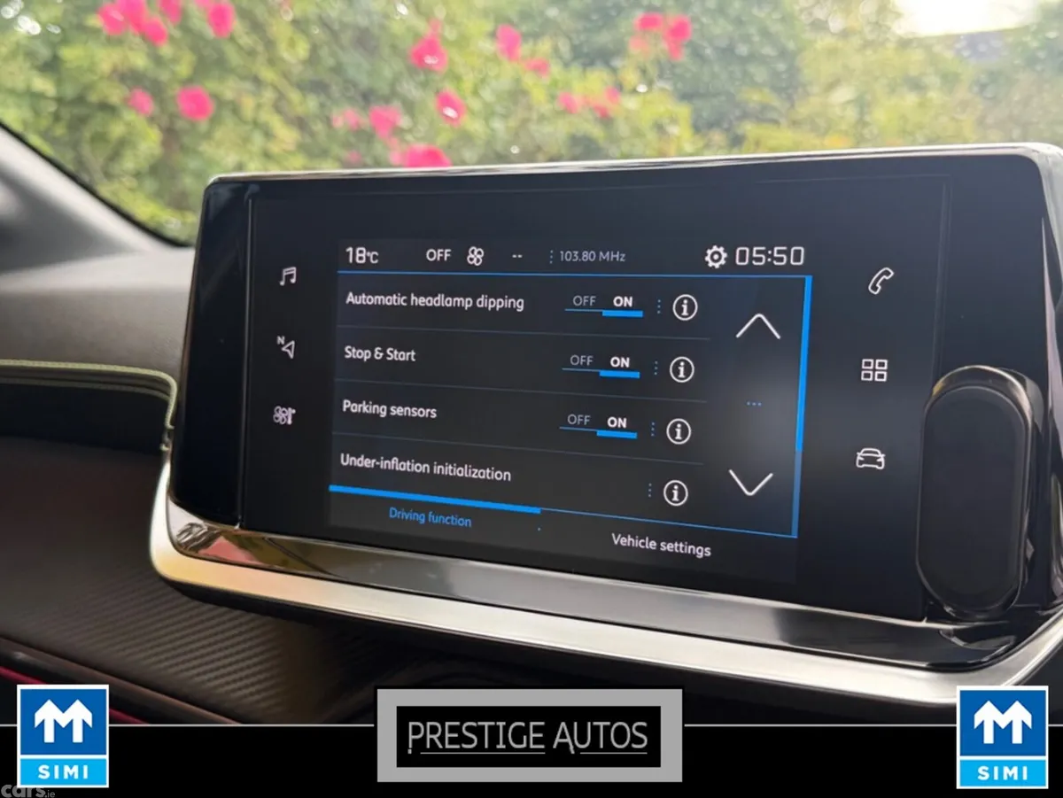 Peugeot 208 Hatchback, Petrol, 2021, Blue