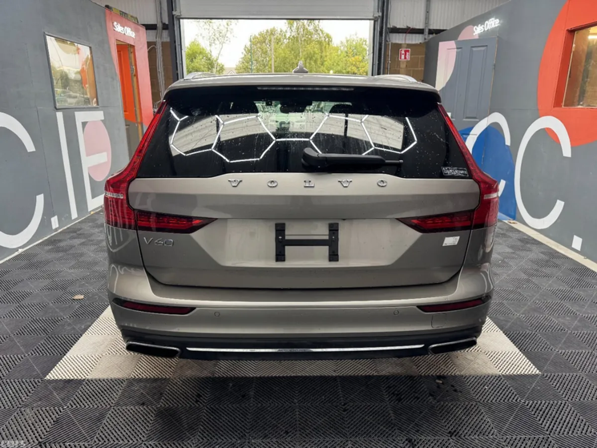 Volvo V60 Estate, Petrol Hybrid, 2021, Grey