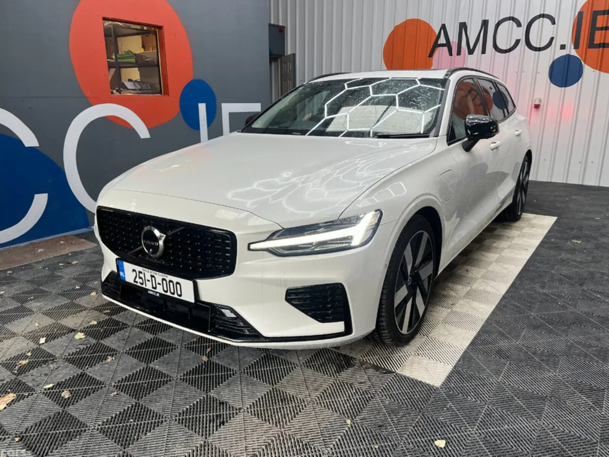 Volvo V60 Estate, Petrol Hybrid, 2025, White