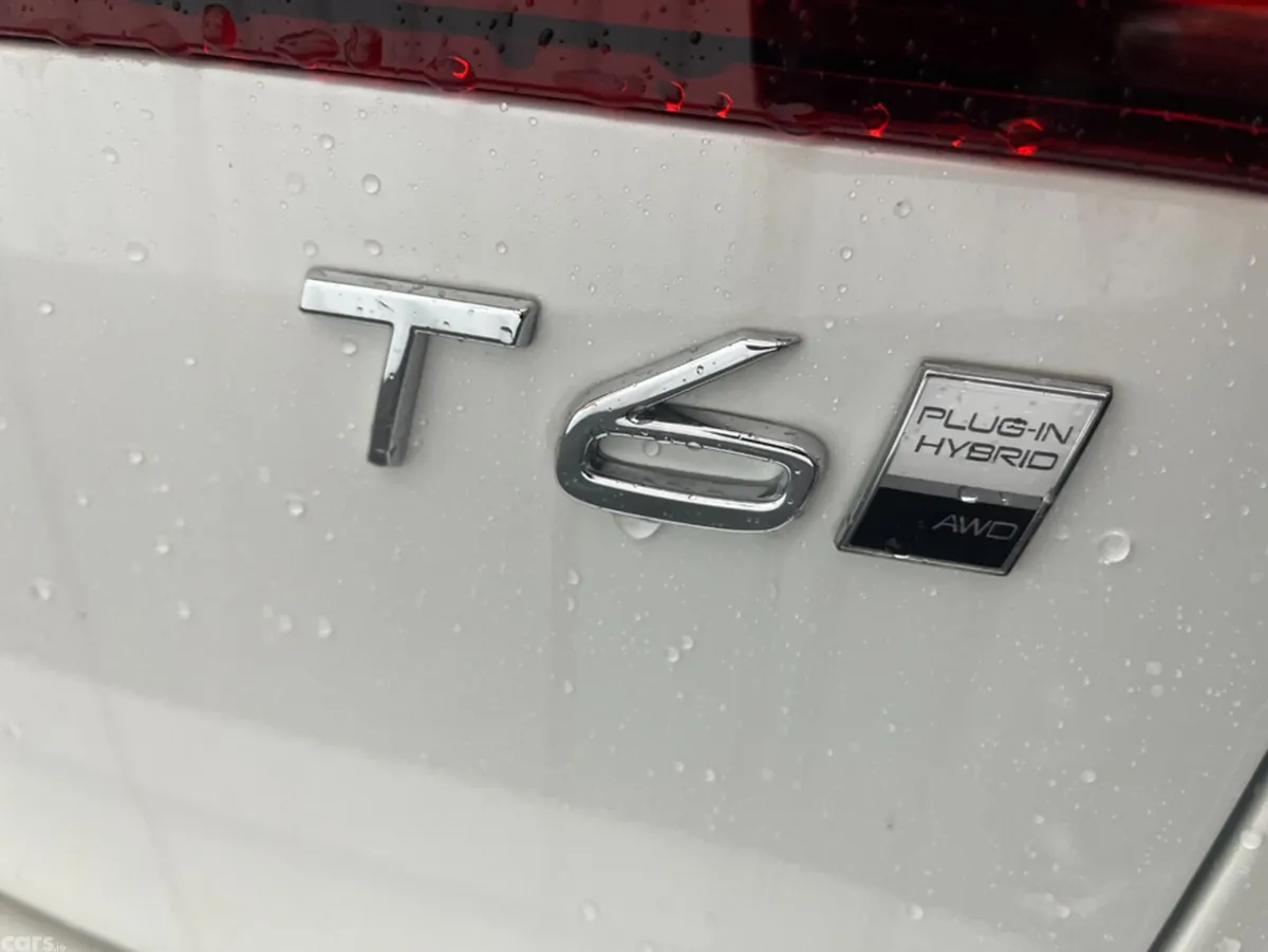 Volvo V60 Estate, Petrol Hybrid, 2025, White