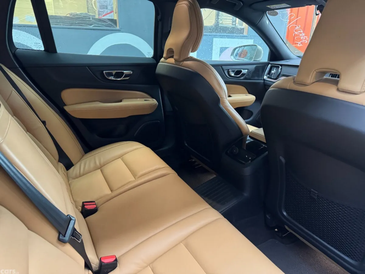 Volvo V60 Estate, Petrol Hybrid, 2021, Grey